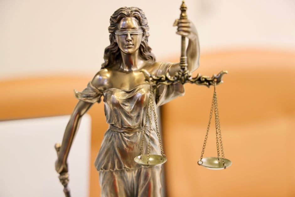 Photo for: Federal Appeals Courts Show 97 Unresolved Circuit Splits