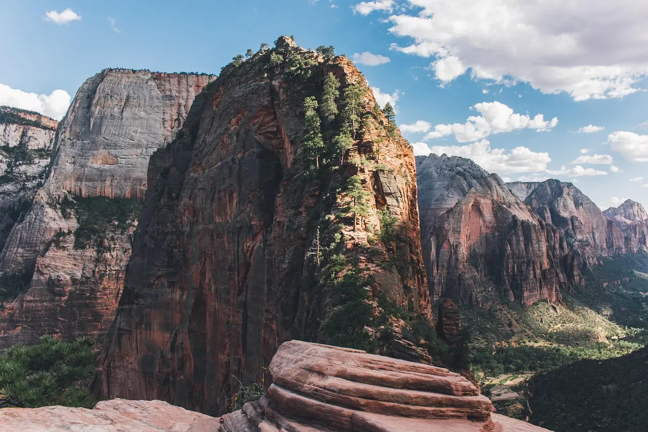 Photo for: Maintenance Projects for National Parks Threatened by Cuts