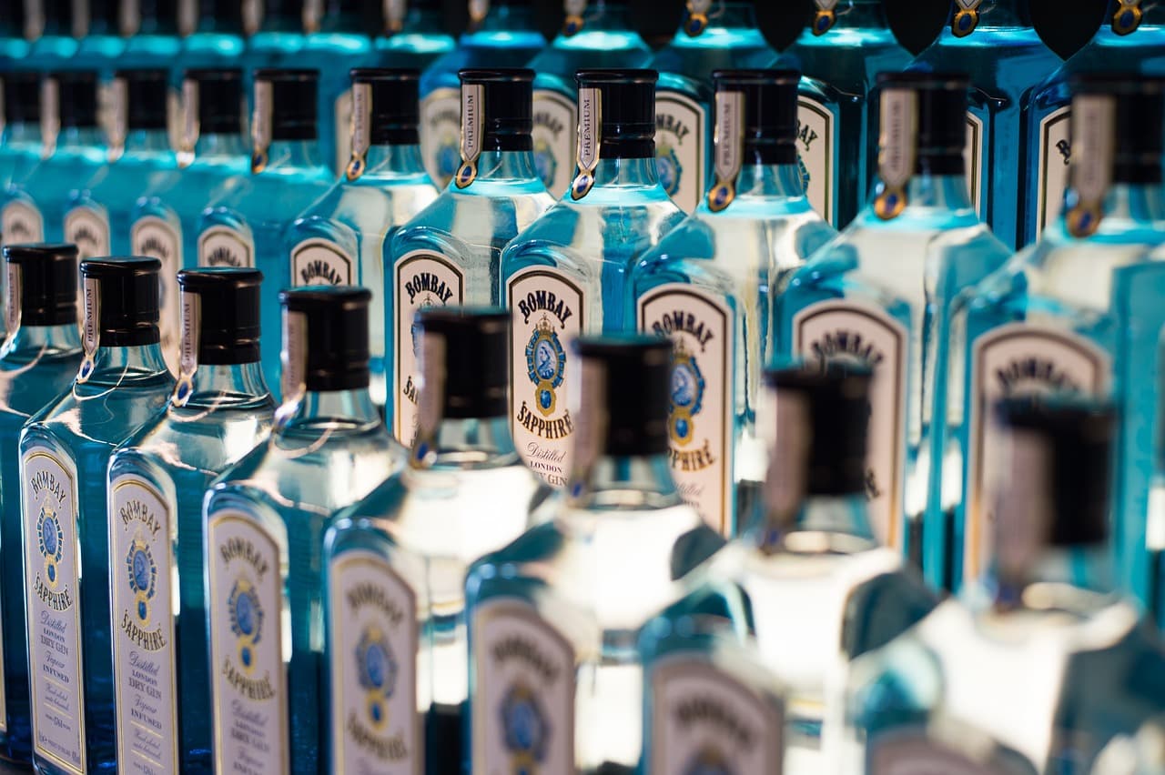 Photo for: Federal Appeals Courts Split on Spirit Distilling Ban