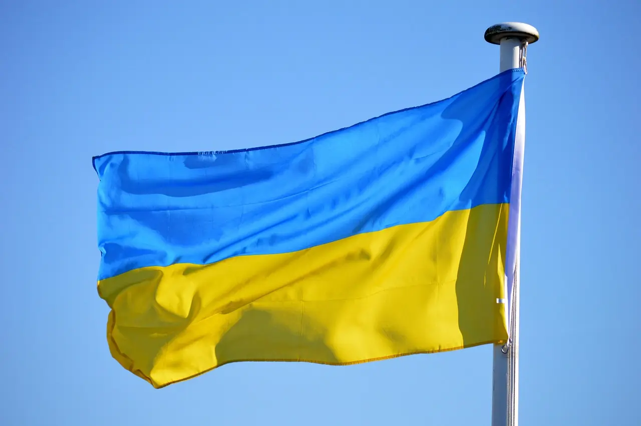 Photo for: House Defies White House, Advances Ukraine Aid Bill to Floor Vote