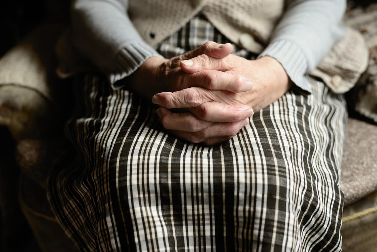 Photo for: Senate Aging Panel Pushes Back on Fall Prevention Cuts